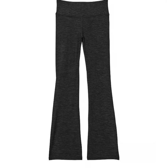 Victoria's Secret Pants - New 
VICTORIA'S SECRET
Essential Flare Leggings